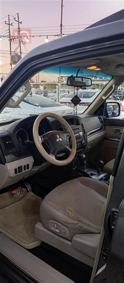 ميتسوبيشي باجيرو